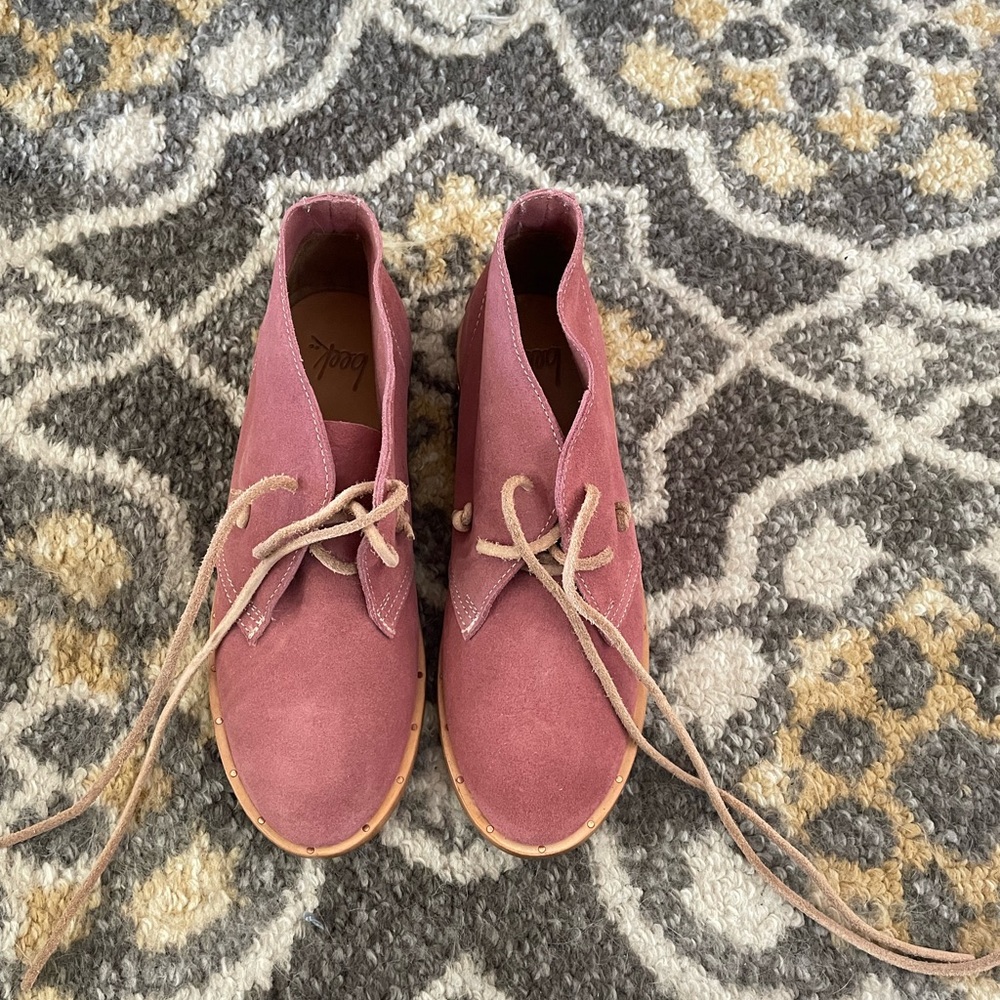 Beek Bunting Rose Suede ankle bootie/shoe size 7 Brand New!  Retail $400